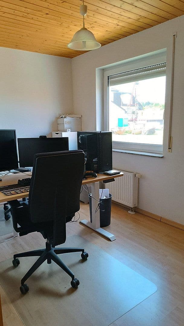 Prodej domu 132 m², pozemek 305 m², Niefern-Öschelbronn, Bádensko-Württembersko Prodej domu 132 m², pozemek 305 m², Niefern-Öschelbronn, Bádensko-Württembersko