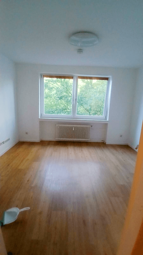 Prodej bytu 3+1 84 m², Schwanenstr 10, Solingen, Severní Porýní-Vestfálsko Prodej bytu 3+1 84 m², Schwanenstr 10, Solingen, Severní Porýní-Vestfálsko