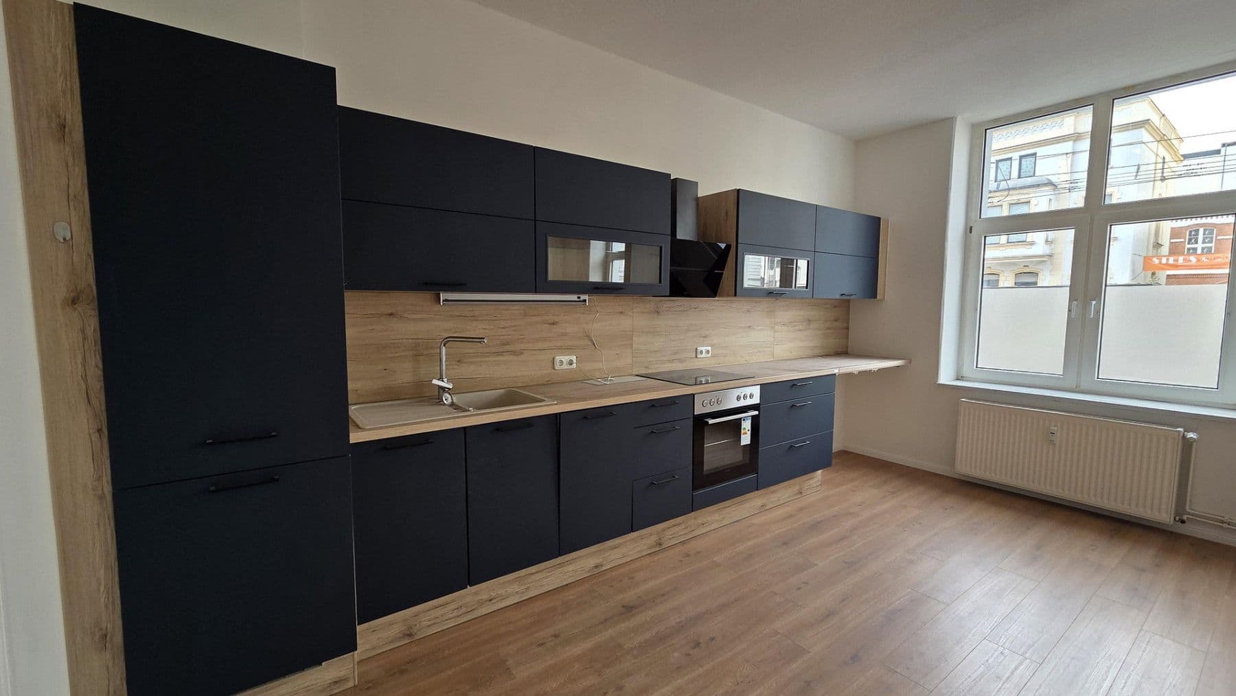 Pronájem bytu 2+1 62 m², Magdeburg, Sasko-Anhaltsko Pronájem bytu 2+1 62 m², Magdeburg, Sasko-Anhaltsko