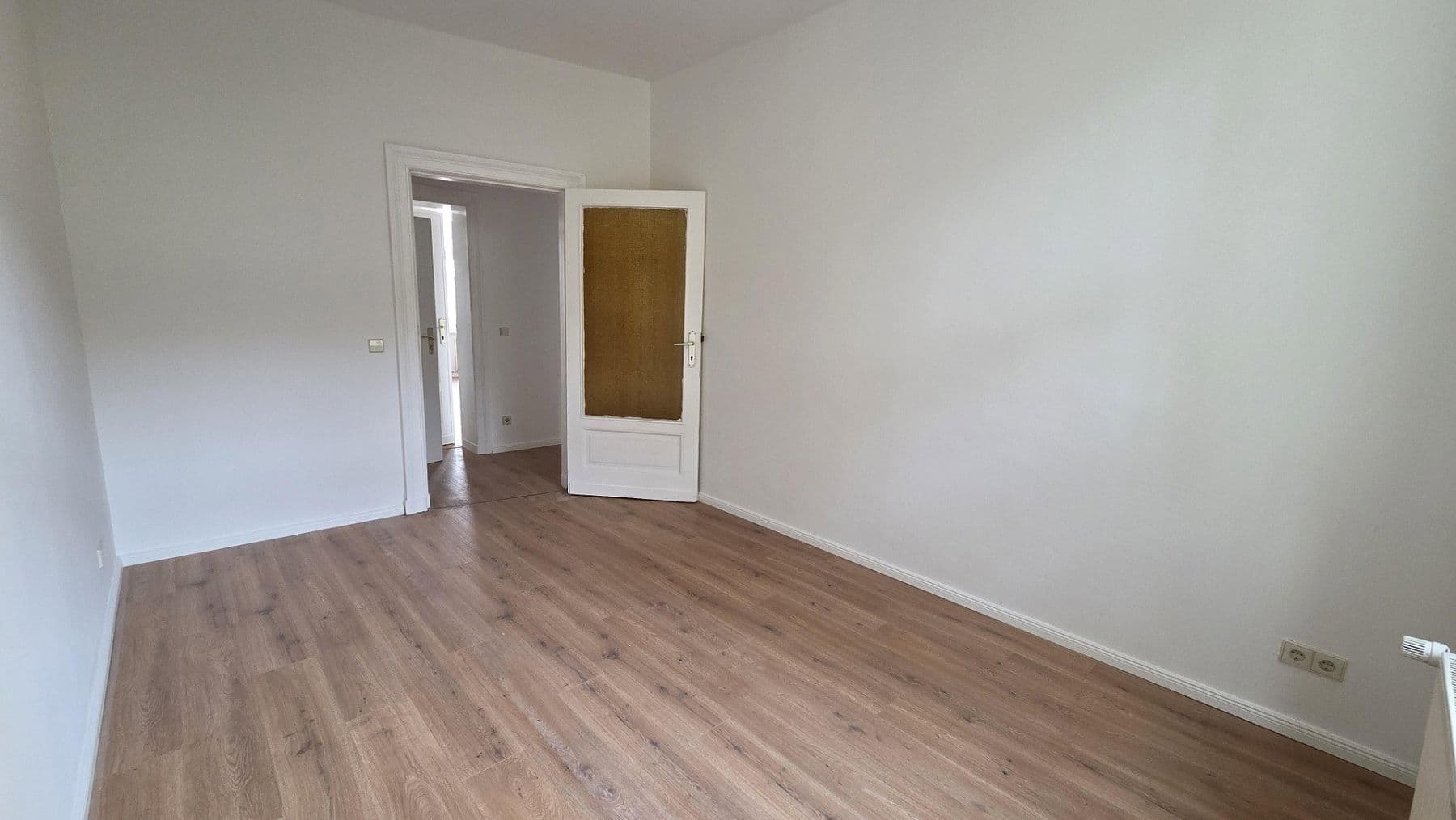 Pronájem bytu 2+1 62 m², Magdeburg, Sasko-Anhaltsko Pronájem bytu 2+1 62 m², Magdeburg, Sasko-Anhaltsko