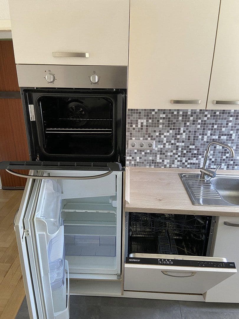 Pronájem bytu 1+1 26 m², Schlossergasse 13, Offenburg, Bádensko-Württembersko Pronájem bytu 1+1 26 m², Schlossergasse 13, Offenburg, Bádensko-Württembersko