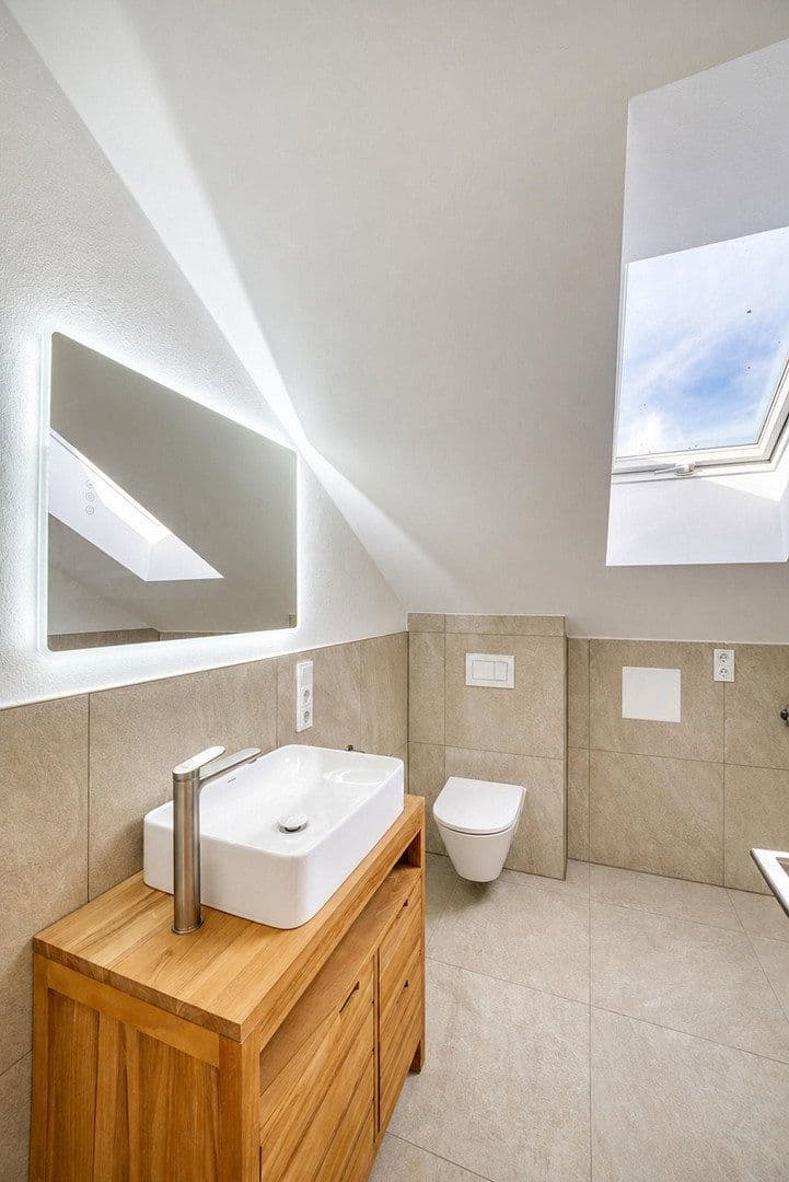 Prodej bytu 4+1 99 m², Dr.-Bergmeisterstraße 43, Pfaffenhofen an der Ilm, Bavorsko Prodej bytu 4+1 99 m², Dr.-Bergmeisterstraße 43, Pfaffenhofen an der Ilm, Bavorsko
