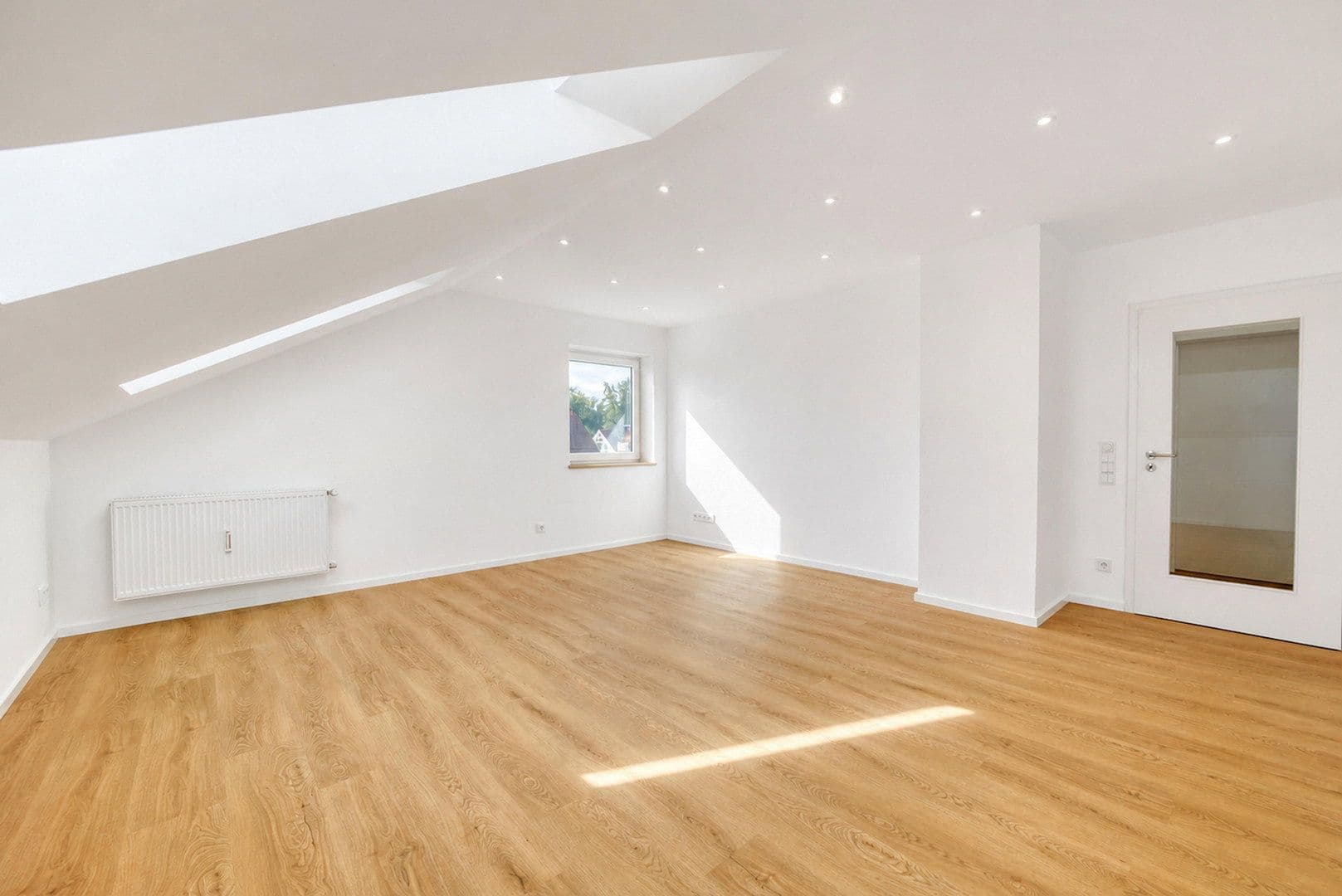 Prodej bytu 4+1 99 m², Dr.-Bergmeisterstraße 43, Pfaffenhofen an der Ilm, Bavorsko Prodej bytu 4+1 99 m², Dr.-Bergmeisterstraße 43, Pfaffenhofen an der Ilm, Bavorsko