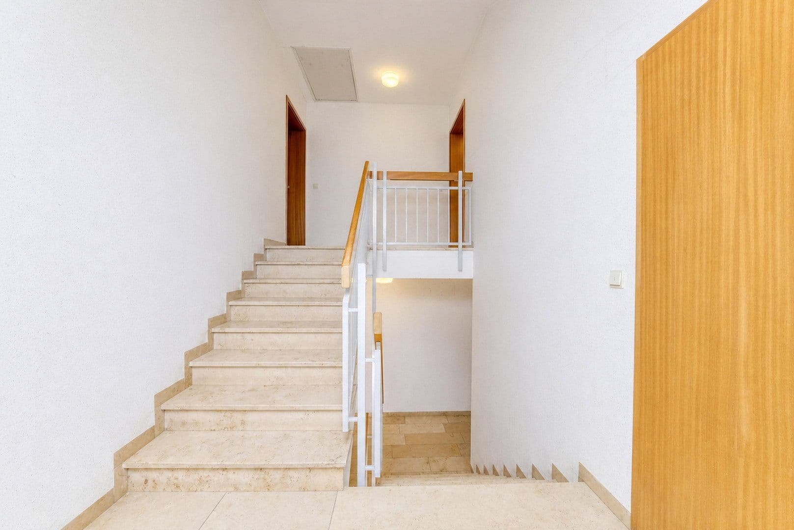 Prodej bytu 4+1 99 m², Dr.-Bergmeisterstraße 43, Pfaffenhofen an der Ilm, Bavorsko Prodej bytu 4+1 99 m², Dr.-Bergmeisterstraße 43, Pfaffenhofen an der Ilm, Bavorsko