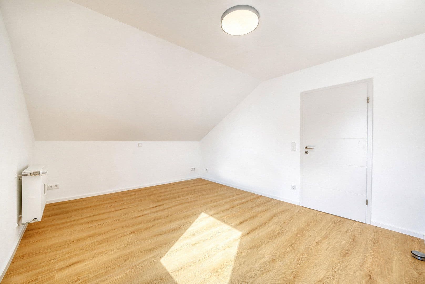 Prodej bytu 4+1 99 m², Dr.-Bergmeisterstraße 43, Pfaffenhofen an der Ilm, Bavorsko Prodej bytu 4+1 99 m², Dr.-Bergmeisterstraße 43, Pfaffenhofen an der Ilm, Bavorsko