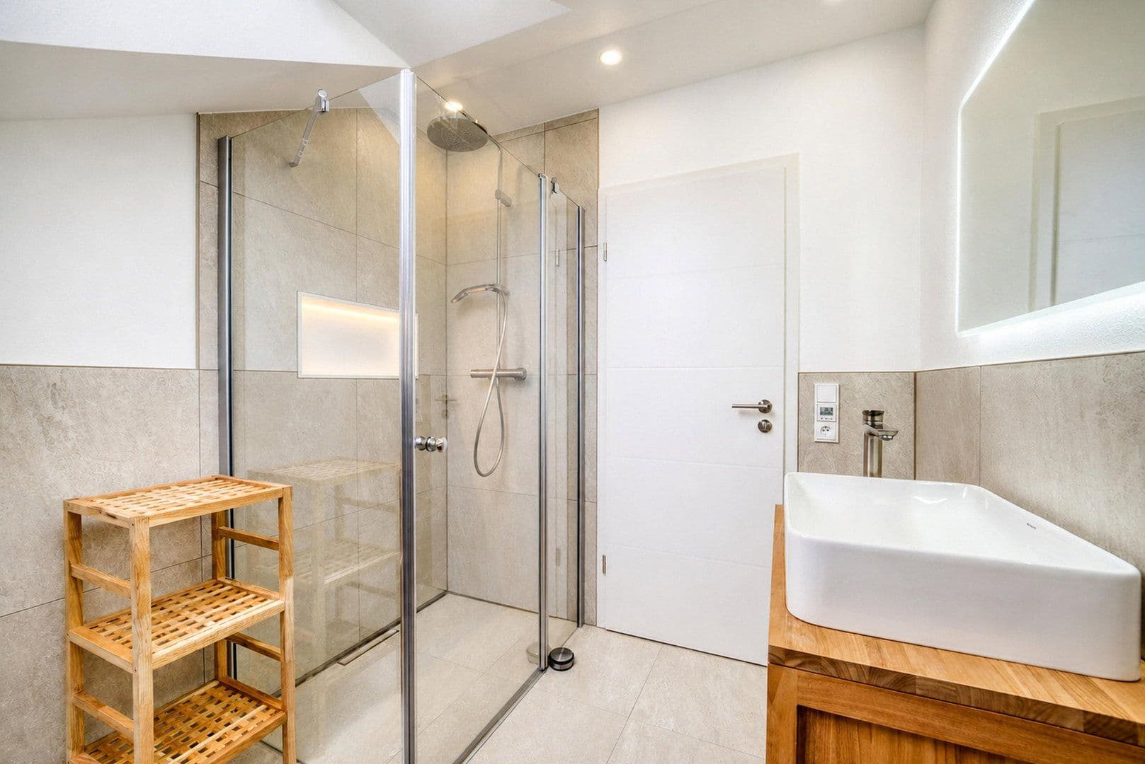 Prodej bytu 4+1 99 m², Dr.-Bergmeisterstraße 43, Pfaffenhofen an der Ilm, Bavorsko Prodej bytu 4+1 99 m², Dr.-Bergmeisterstraße 43, Pfaffenhofen an der Ilm, Bavorsko