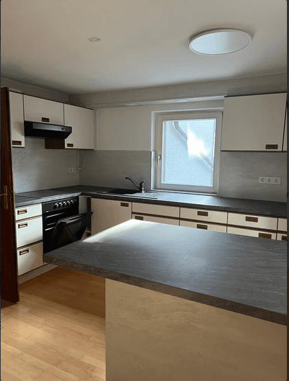 Pronájem domu 140 m², pozemek 450 m², Haigerloch, Bádensko-Württembersko Pronájem domu 140 m², pozemek 450 m², Haigerloch, Bádensko-Württembersko