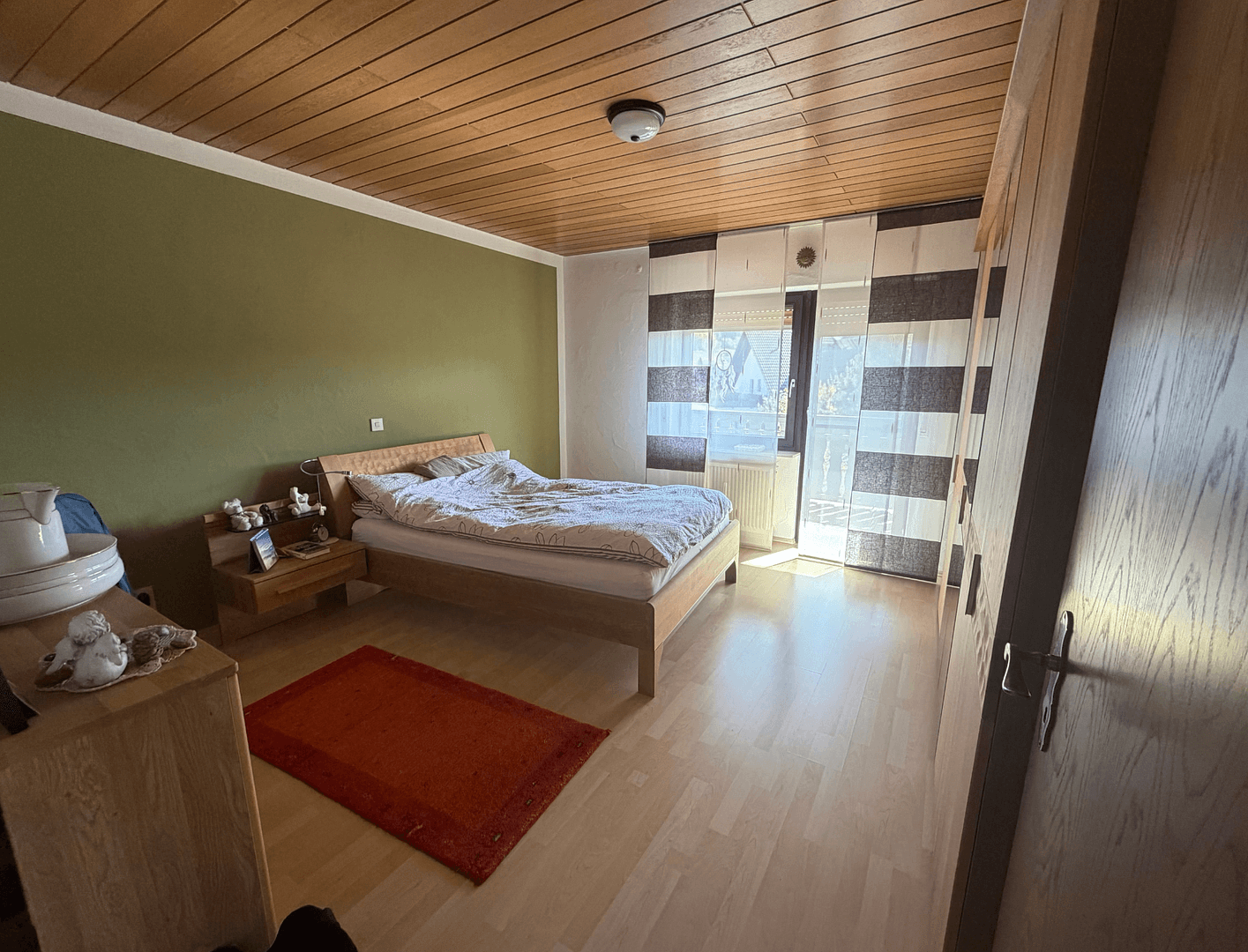 Pronájem bytu 4+1 120 m², Rohrwiesenweg 8A, Groß-Umstadt, Hessen Pronájem bytu 4+1 120 m², Rohrwiesenweg 8A, Groß-Umstadt, Hessen
