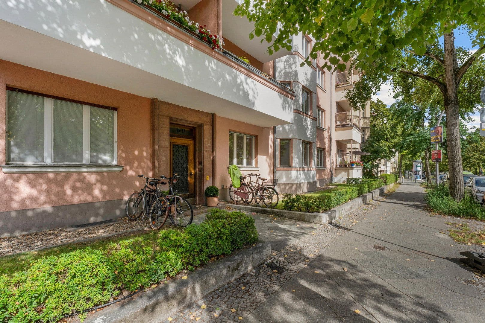 Prodej bytu 4+kk 144 m², Hundekehlestraße 16-17, Berlin, Berlín Prodej bytu 4+kk 144 m², Hundekehlestraße 16-17, Berlin, Berlín