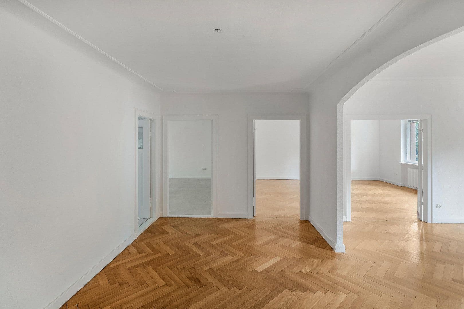 Prodej bytu 4+kk 144 m², Hundekehlestraße 16-17, Berlin, Berlín Prodej bytu 4+kk 144 m², Hundekehlestraße 16-17, Berlin, Berlín