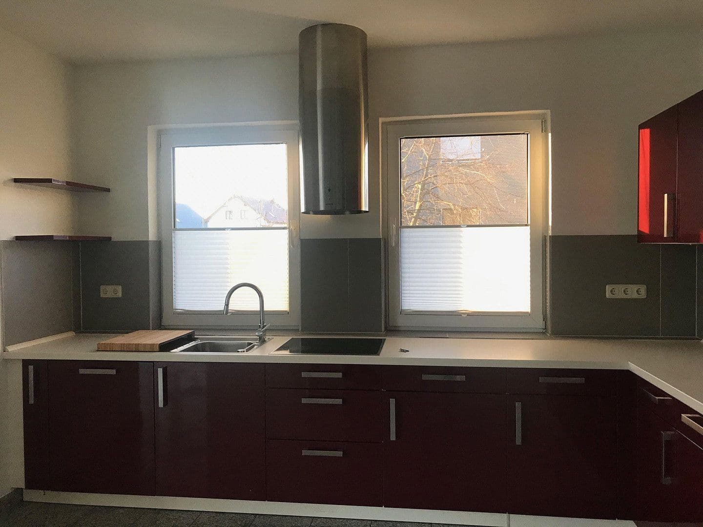 Pronájem bytu 3+kk 150 m², Lützerodaer Weg 8, JENA, Durynsko Pronájem bytu 3+kk 150 m², Lützerodaer Weg 8, JENA, Durynsko