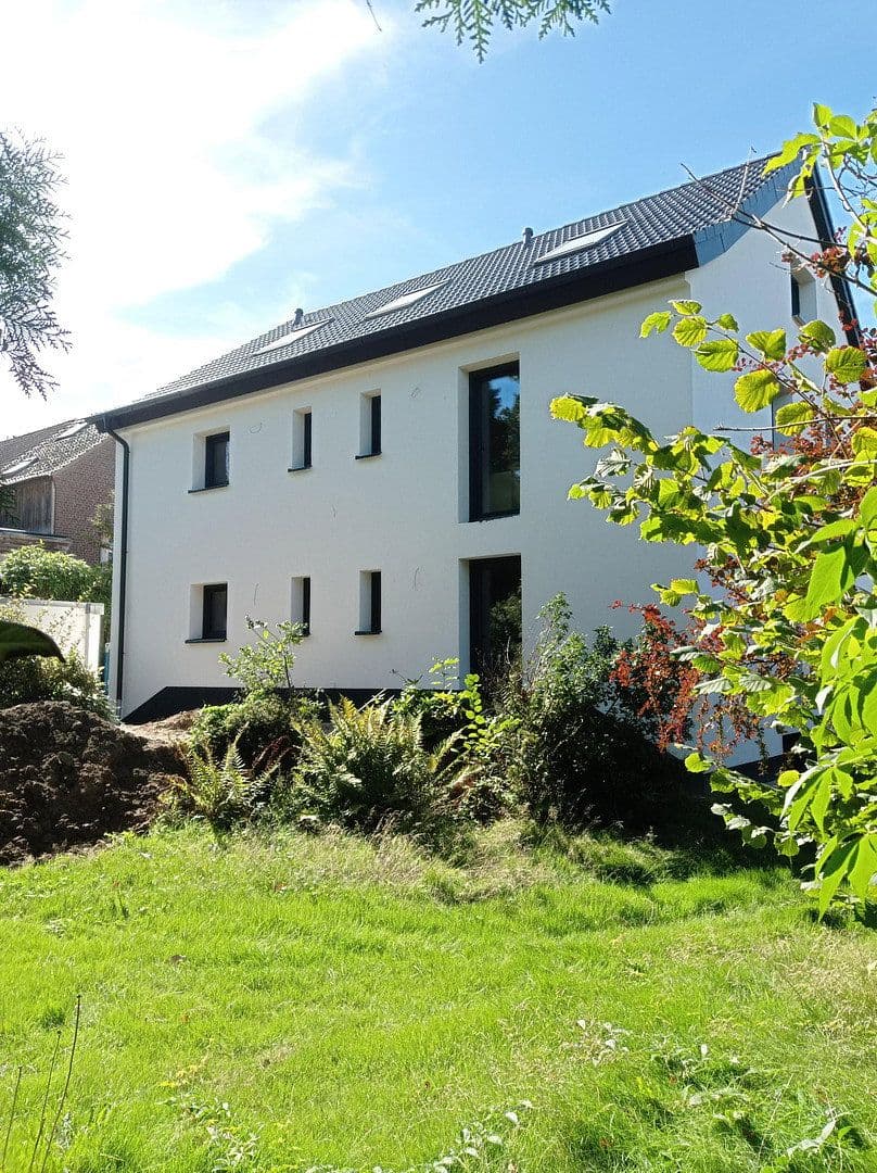 Prodej bytu 5+1 150 m², Meerbusch, Severní Porýní-Vestfálsko Prodej bytu 5+1 150 m², Meerbusch, Severní Porýní-Vestfálsko