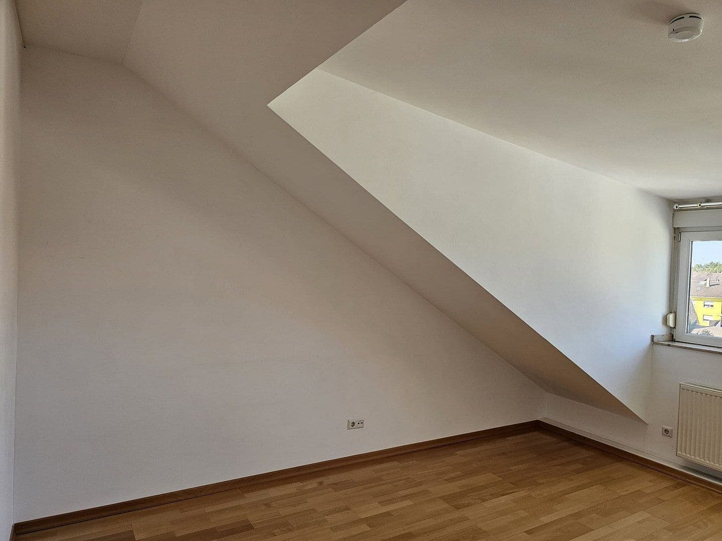 Prodej bytu 4+1 150 m², Mannheim, Bádensko-Württembersko Prodej bytu 4+1 150 m², Mannheim, Bádensko-Württembersko