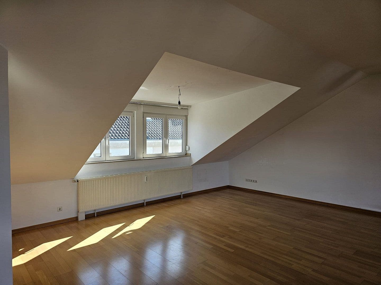 Prodej bytu 4+1 150 m², Mannheim, Bádensko-Württembersko Prodej bytu 4+1 150 m², Mannheim, Bádensko-Württembersko