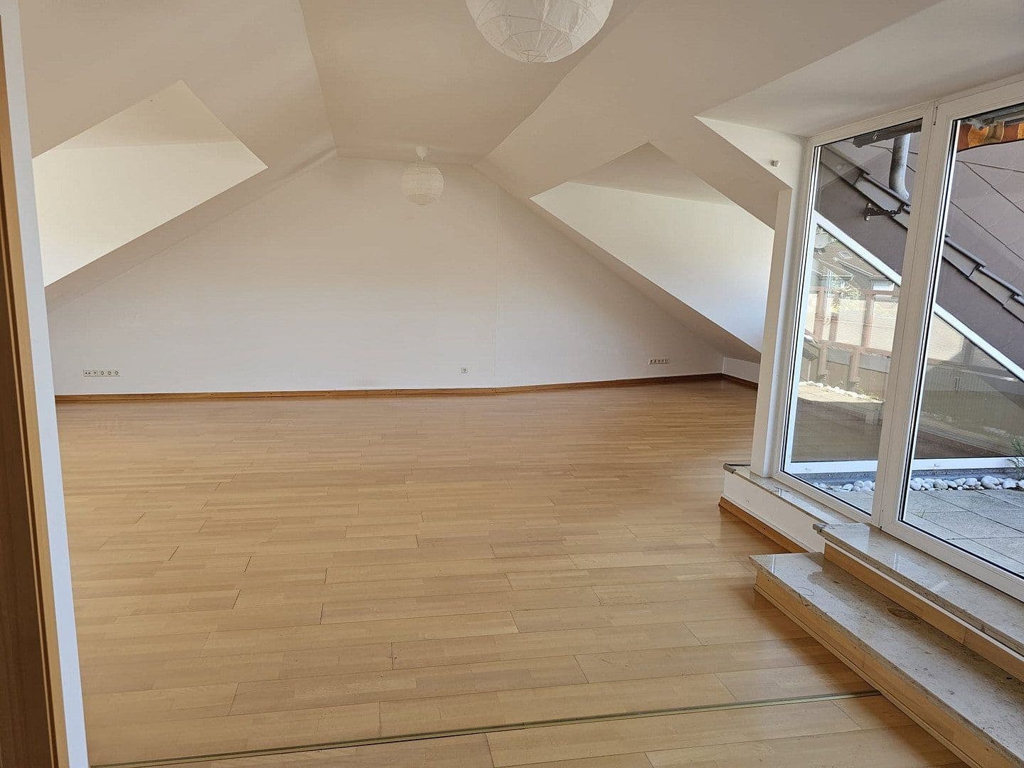 Prodej bytu 4+1 150 m², Mannheim, Bádensko-Württembersko Prodej bytu 4+1 150 m², Mannheim, Bádensko-Württembersko