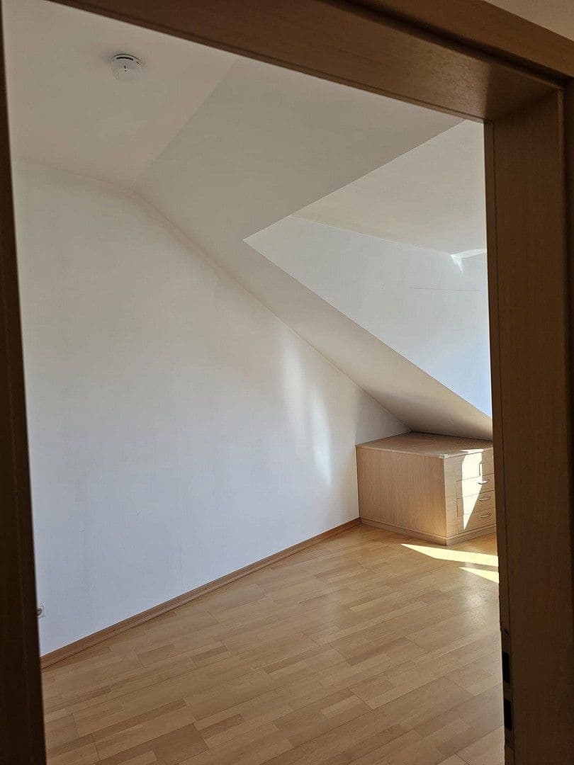Prodej bytu 4+1 150 m², Mannheim, Bádensko-Württembersko Prodej bytu 4+1 150 m², Mannheim, Bádensko-Württembersko