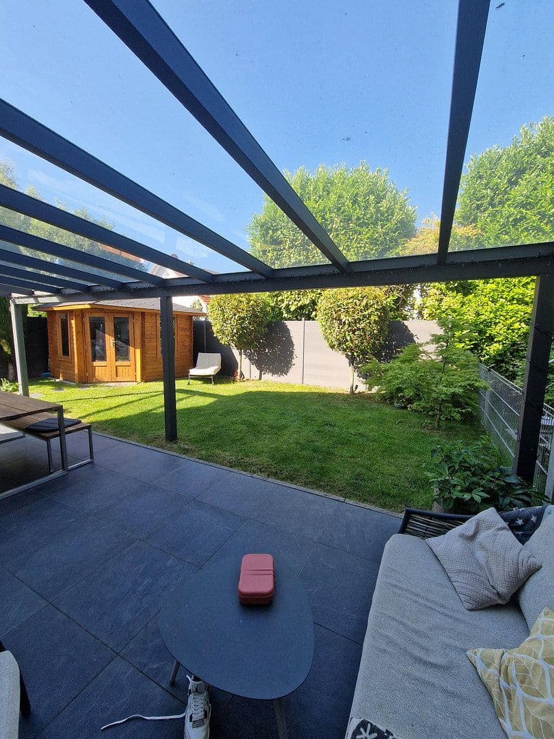 Prodej domu 129 m², pozemek 200 m², Wickererstraße 59i, Flörsheim, Hessen Prodej domu 129 m², pozemek 200 m², Wickererstraße 59i, Flörsheim, Hessen