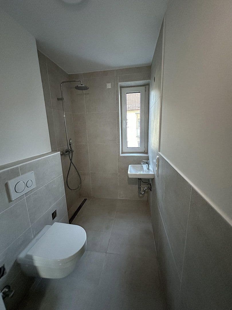 Pronájem bytu 3+1 65 m², Hundert-Morgen-Str. 2B, Kelsterbach, Hessen Pronájem bytu 3+1 65 m², Hundert-Morgen-Str. 2B, Kelsterbach, Hessen