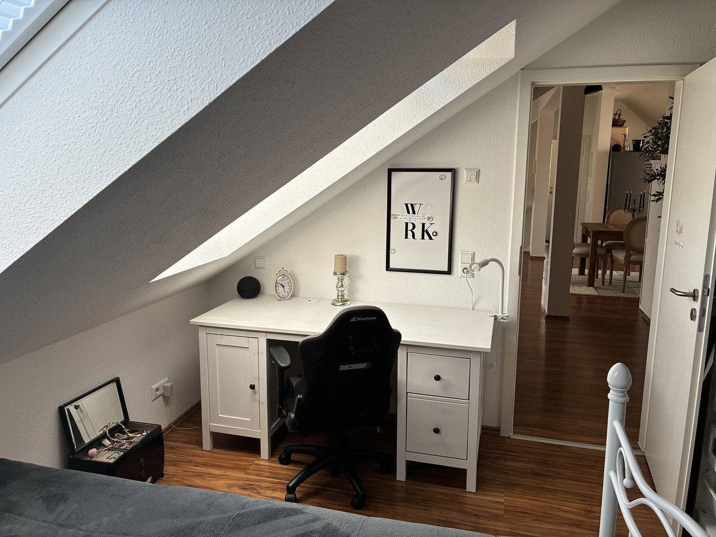 Pronájem bytu 3+1 80 m², Maxim-Gorki-Str., Dresden, Sasko Pronájem bytu 3+1 80 m², Maxim-Gorki-Str., Dresden, Sasko