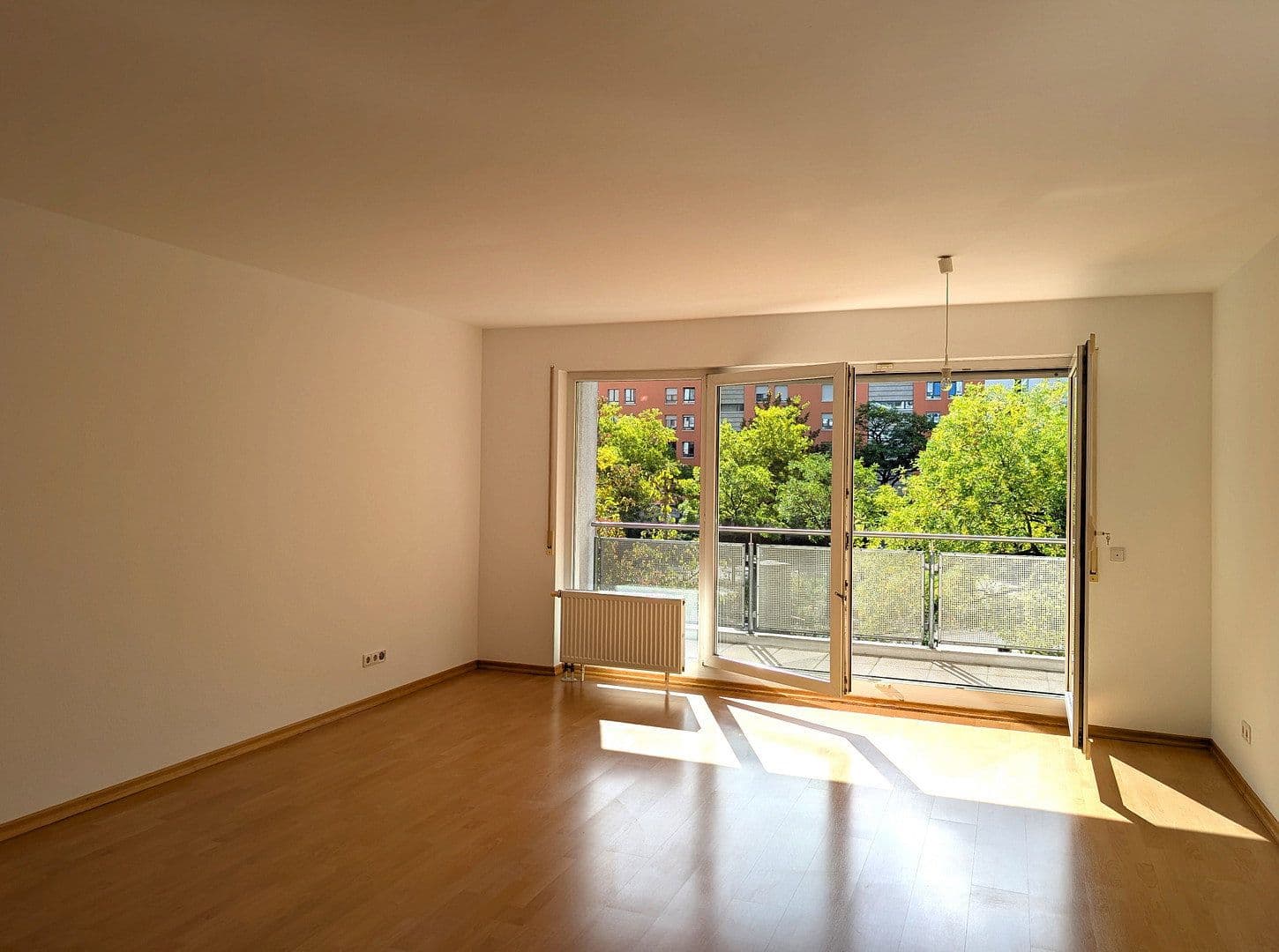 Prodej bytu 1+1 51 m², Ohmstr. 64, Frankfurt, Hessen Prodej bytu 1+1 51 m², Ohmstr. 64, Frankfurt, Hessen