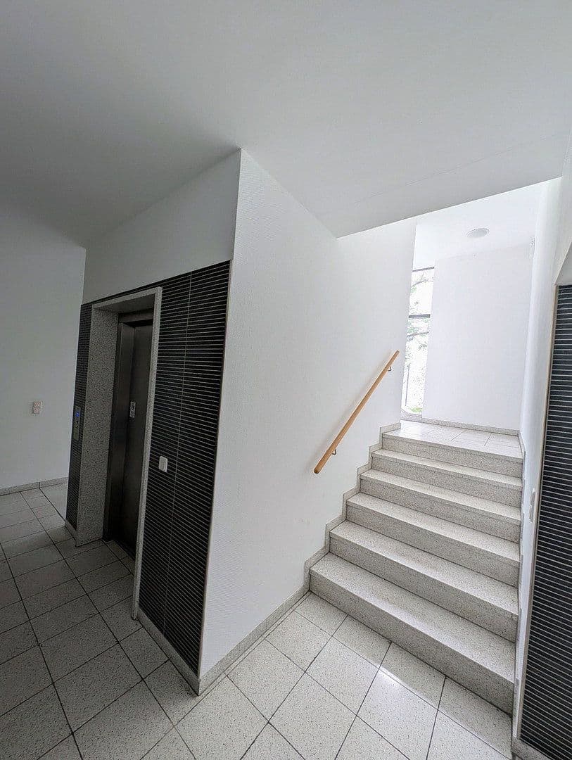 Prodej bytu 1+1 51 m², Ohmstr. 64, Frankfurt, Hessen Prodej bytu 1+1 51 m², Ohmstr. 64, Frankfurt, Hessen