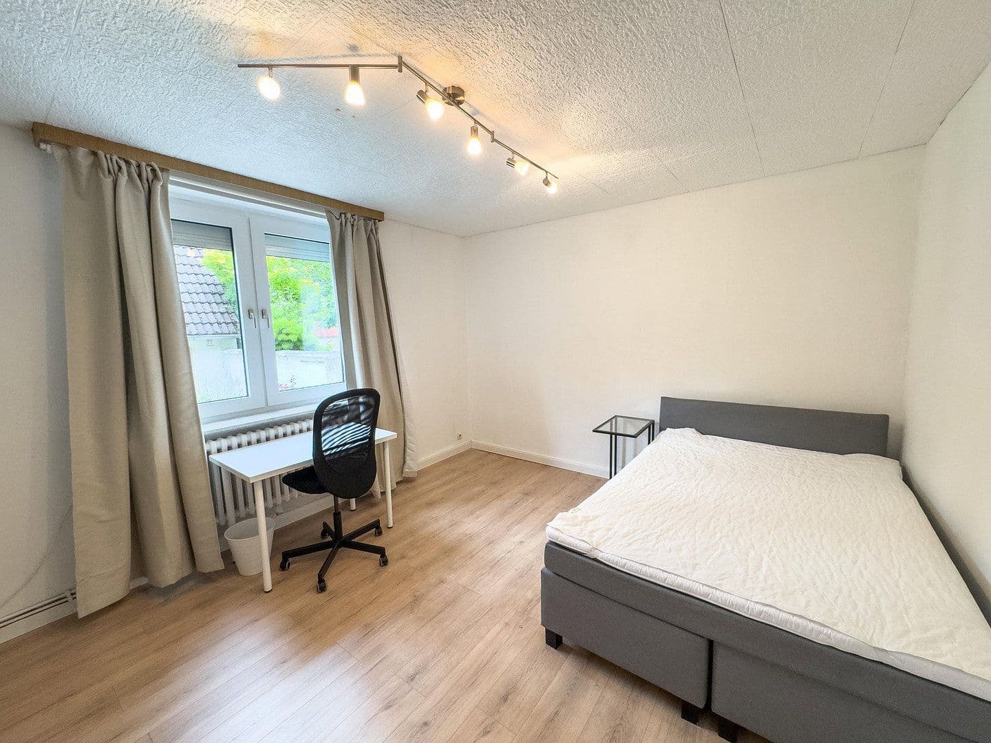 Pronájem bytu 1+1 16 m², Nettelbeckstraße 19, Hildesheim, Dolní Sasko Pronájem bytu 1+1 16 m², Nettelbeckstraße 19, Hildesheim, Dolní Sasko