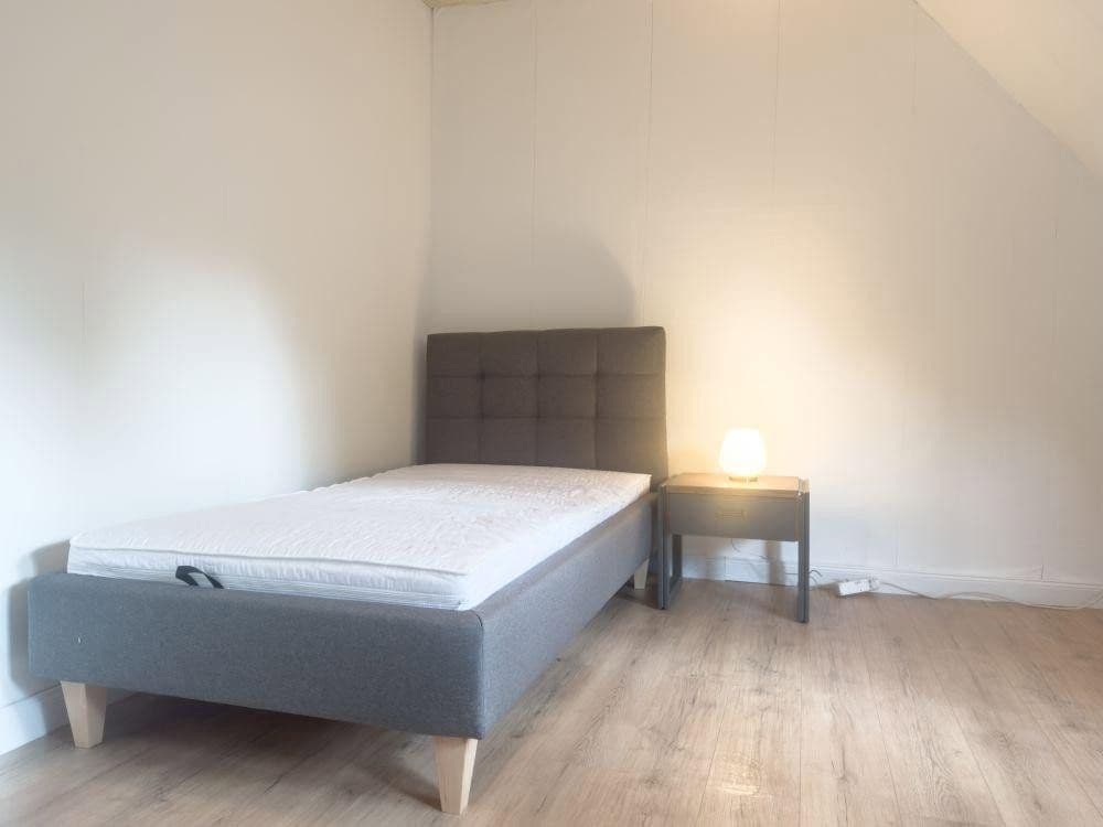 Pronájem bytu 1+1 16 m², Nettelbeckstraße 19, Hildesheim, Dolní Sasko Pronájem bytu 1+1 16 m², Nettelbeckstraße 19, Hildesheim, Dolní Sasko
