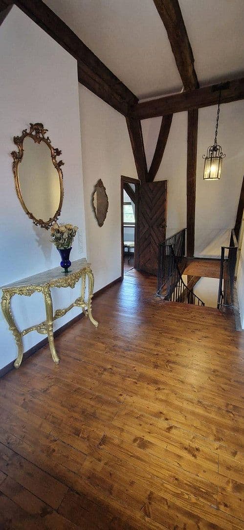 Pronájem bytu 2+1 95 m², Schlossberg 16, Riedlingen, Bádensko-Württembersko Pronájem bytu 2+1 95 m², Schlossberg 16, Riedlingen, Bádensko-Württembersko