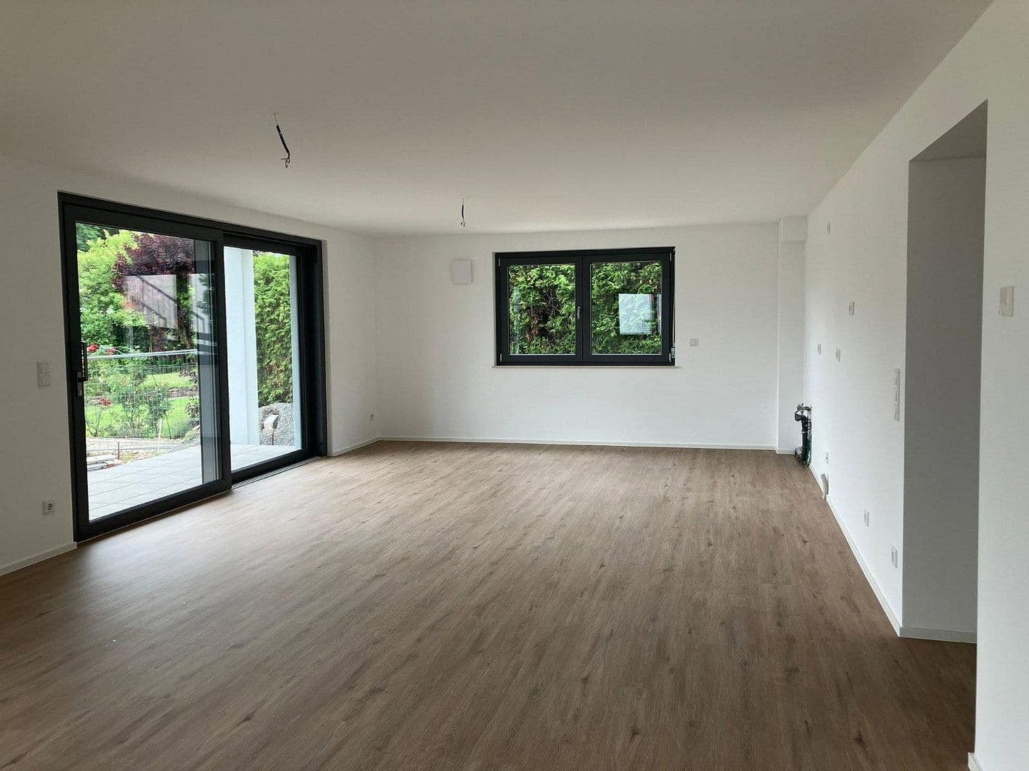 Pronájem bytu 5+1 144 m², Am Rebstock 14, Dietzenbach, Hessen Pronájem bytu 5+1 144 m², Am Rebstock 14, Dietzenbach, Hessen