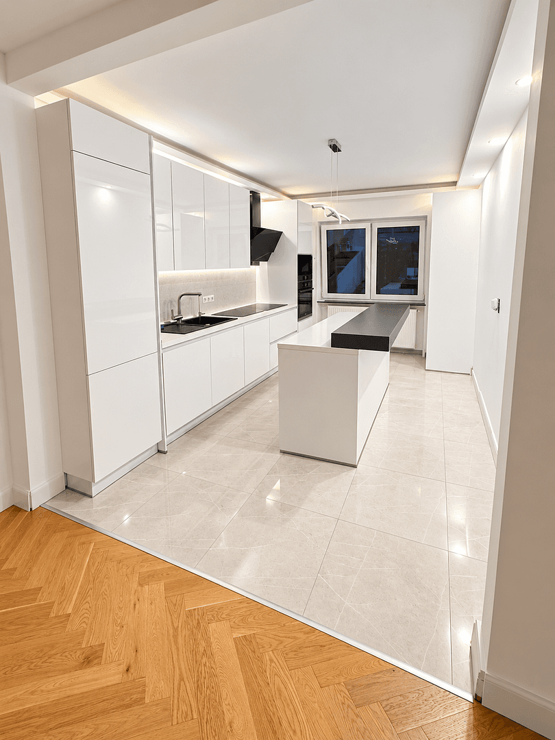 Pronájem domu 120 m², pozemek 344 m², Berlin, Berlín Pronájem domu 120 m², pozemek 344 m², Berlin, Berlín
