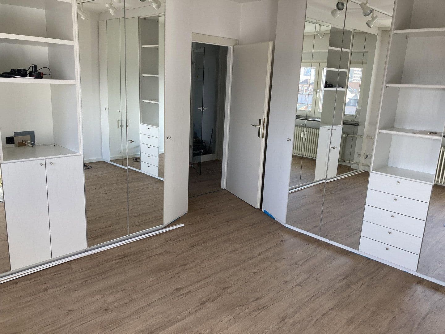 Pronájem bytu 4+1 82 m², Wilhelmsplatz 18, Offenbach, Hessen Pronájem bytu 4+1 82 m², Wilhelmsplatz 18, Offenbach, Hessen