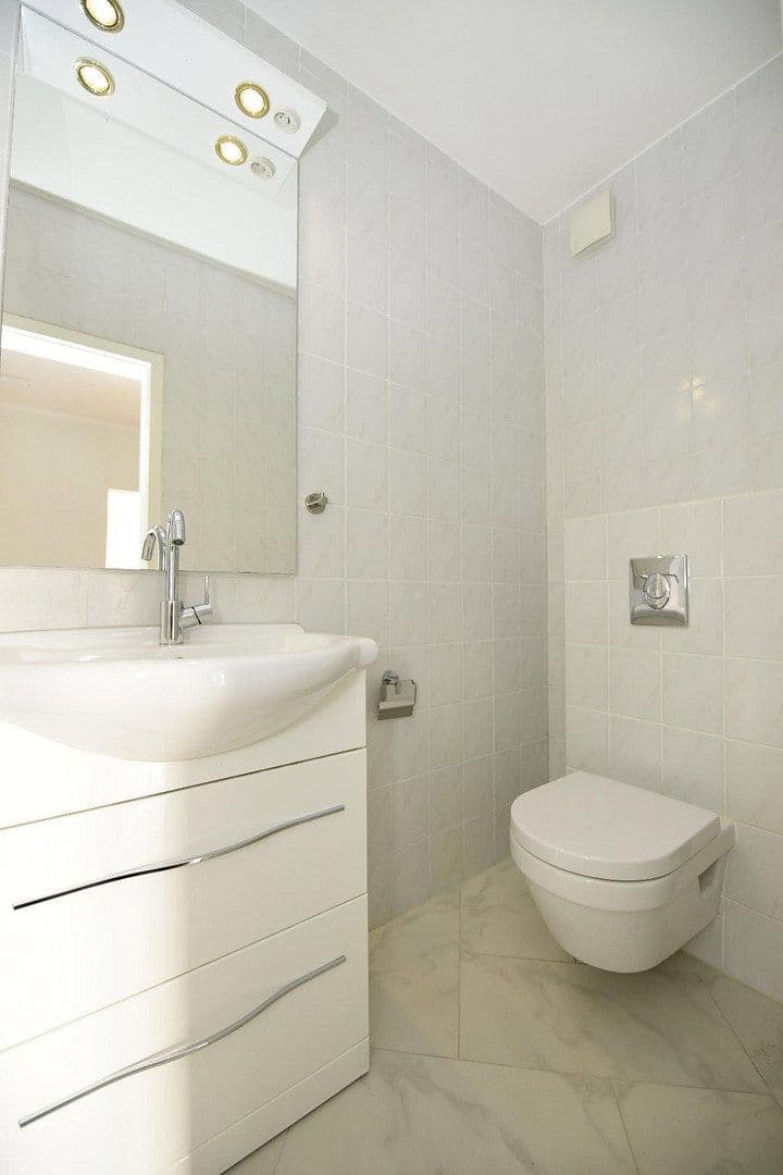 Pronájem bytu 2+1 75 m², Pfalzeler-Straße 87B, Trier, Porýní-Falc Pronájem bytu 2+1 75 m², Pfalzeler-Straße 87B, Trier, Porýní-Falc