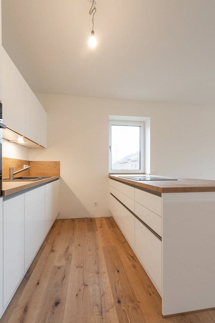 Pronájem bytu 4+1 110 m², Heidkampstwiete 8, Halstenbek, Šlesvicko-Holštýnsko Pronájem bytu 4+1 110 m², Heidkampstwiete 8, Halstenbek, Šlesvicko-Holštýnsko