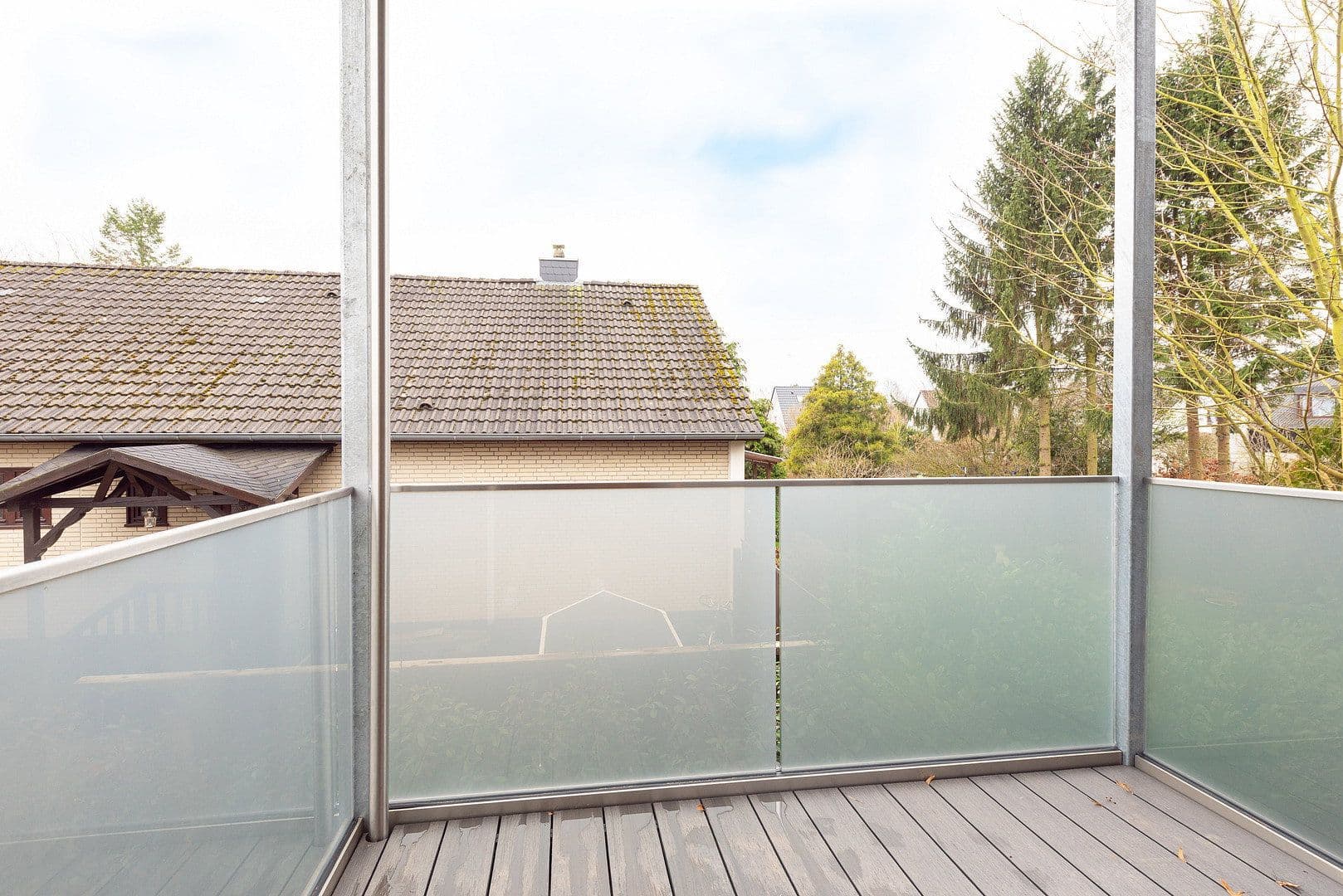 Pronájem bytu 4+1 110 m², Heidkampstwiete 8, Halstenbek, Šlesvicko-Holštýnsko Pronájem bytu 4+1 110 m², Heidkampstwiete 8, Halstenbek, Šlesvicko-Holštýnsko