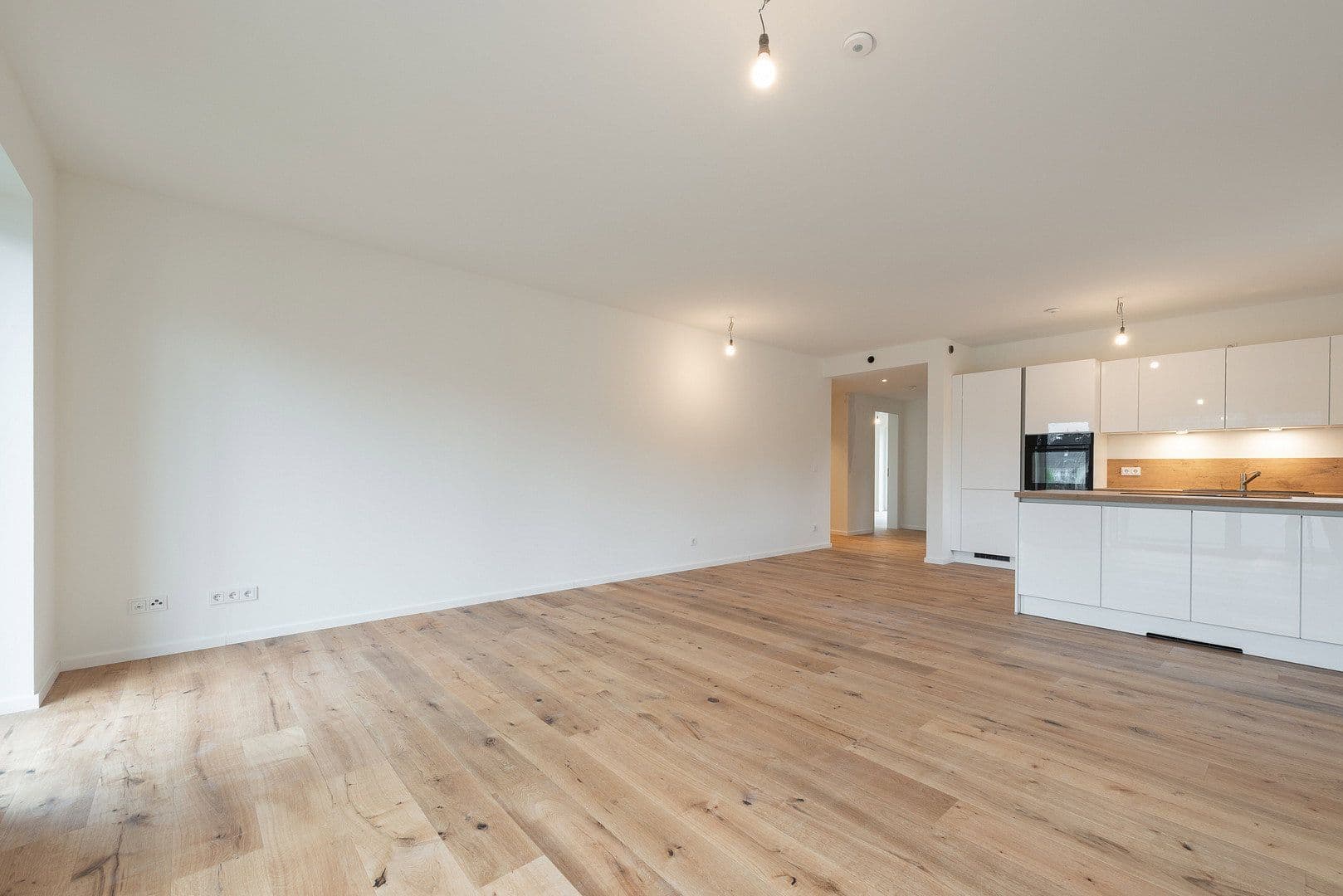 Pronájem bytu 4+1 110 m², Heidkampstwiete 8, Halstenbek, Šlesvicko-Holštýnsko Pronájem bytu 4+1 110 m², Heidkampstwiete 8, Halstenbek, Šlesvicko-Holštýnsko