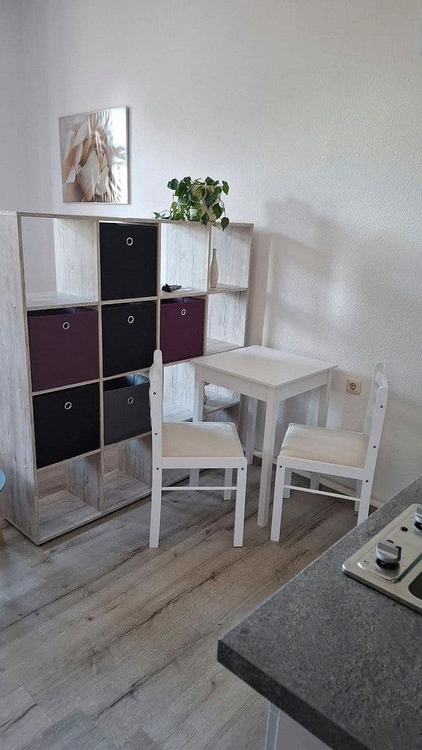 Pronájem bytu 1+1 25 m², Rudolstädter Str. 114, Erfurt, Durynsko Pronájem bytu 1+1 25 m², Rudolstädter Str. 114, Erfurt, Durynsko