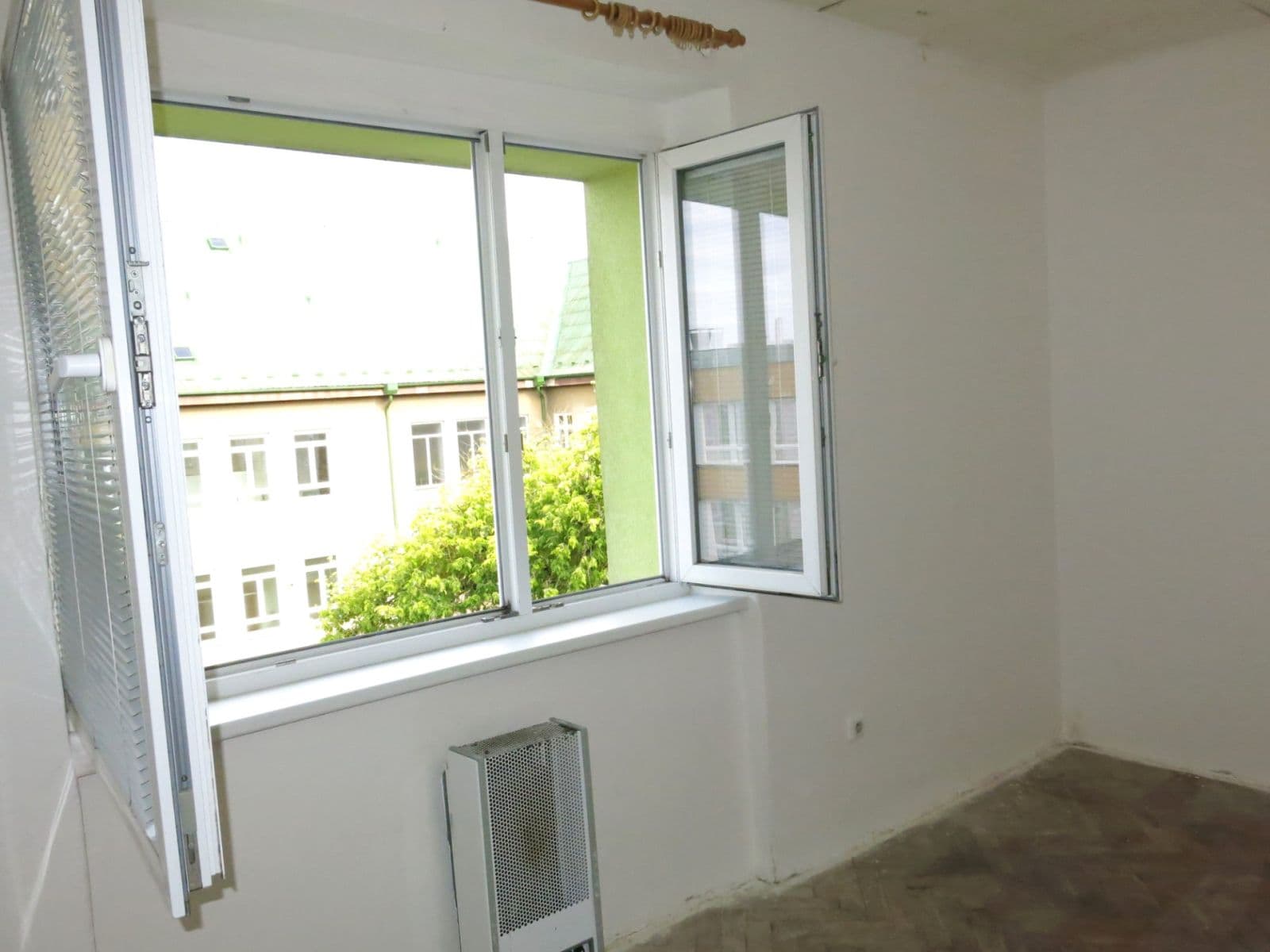 Prodej bytu 2+kk 50 m², Schweitzerova, Olomouc, Olomoucký kraj Prodej bytu 2+kk 50 m², Schweitzerova, Olomouc, Olomoucký kraj
