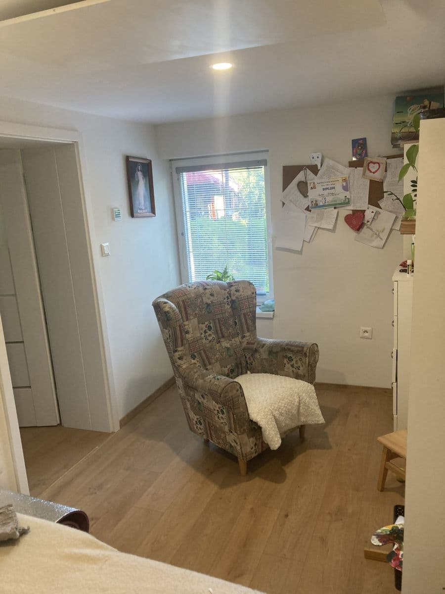 Prodej chaty, chalupy 80 m², pozemek 1.143 m², Korňa, Žilinský kraj Prodej chaty, chalupy 80 m², pozemek 1.143 m², Korňa, Žilinský kraj