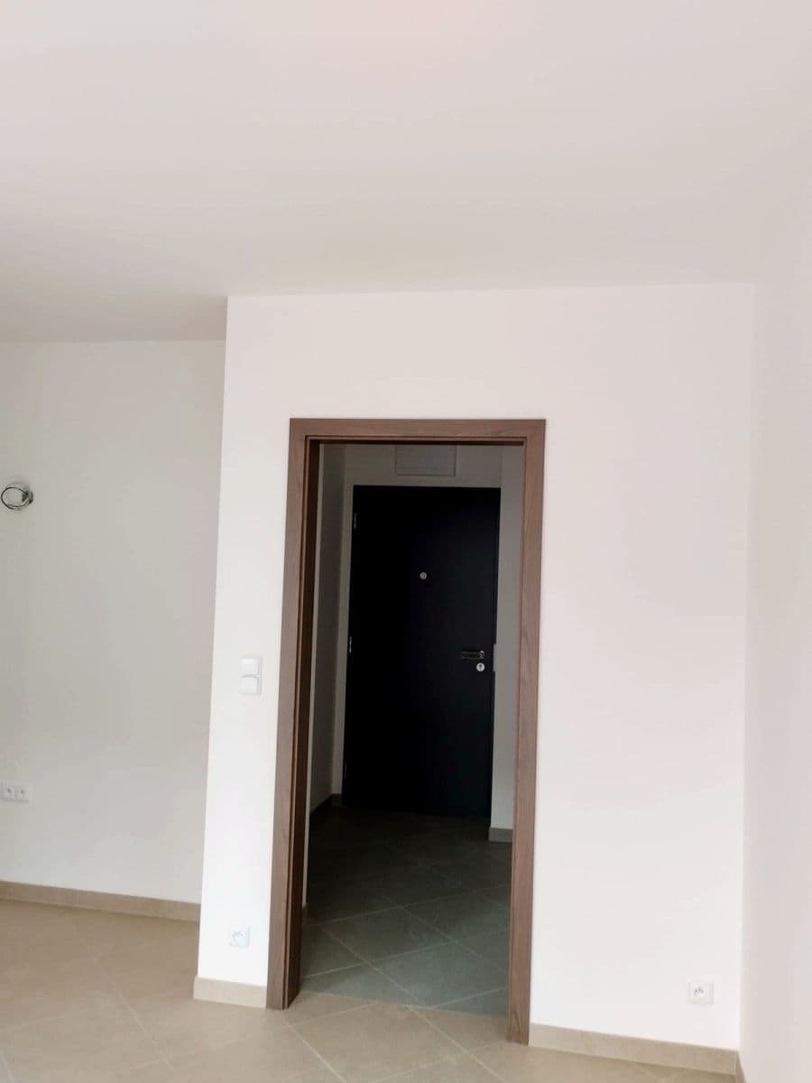 Pronájem bytu 2+1 38 m², Nádražní, Kralupy nad Vltavou, Středočeský kraj Pronájem bytu 2+1 38 m², Nádražní, Kralupy nad Vltavou, Středočeský kraj