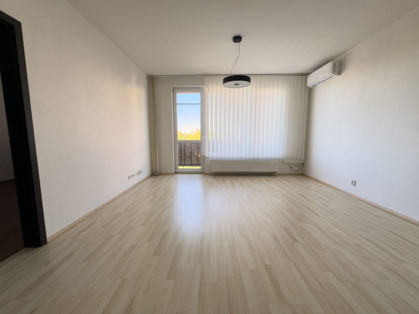 Prodej bytu 2+kk 65 m², Rudolfa Holeky, Praha, Praha Prodej bytu 2+kk 65 m², Rudolfa Holeky, Praha, Praha