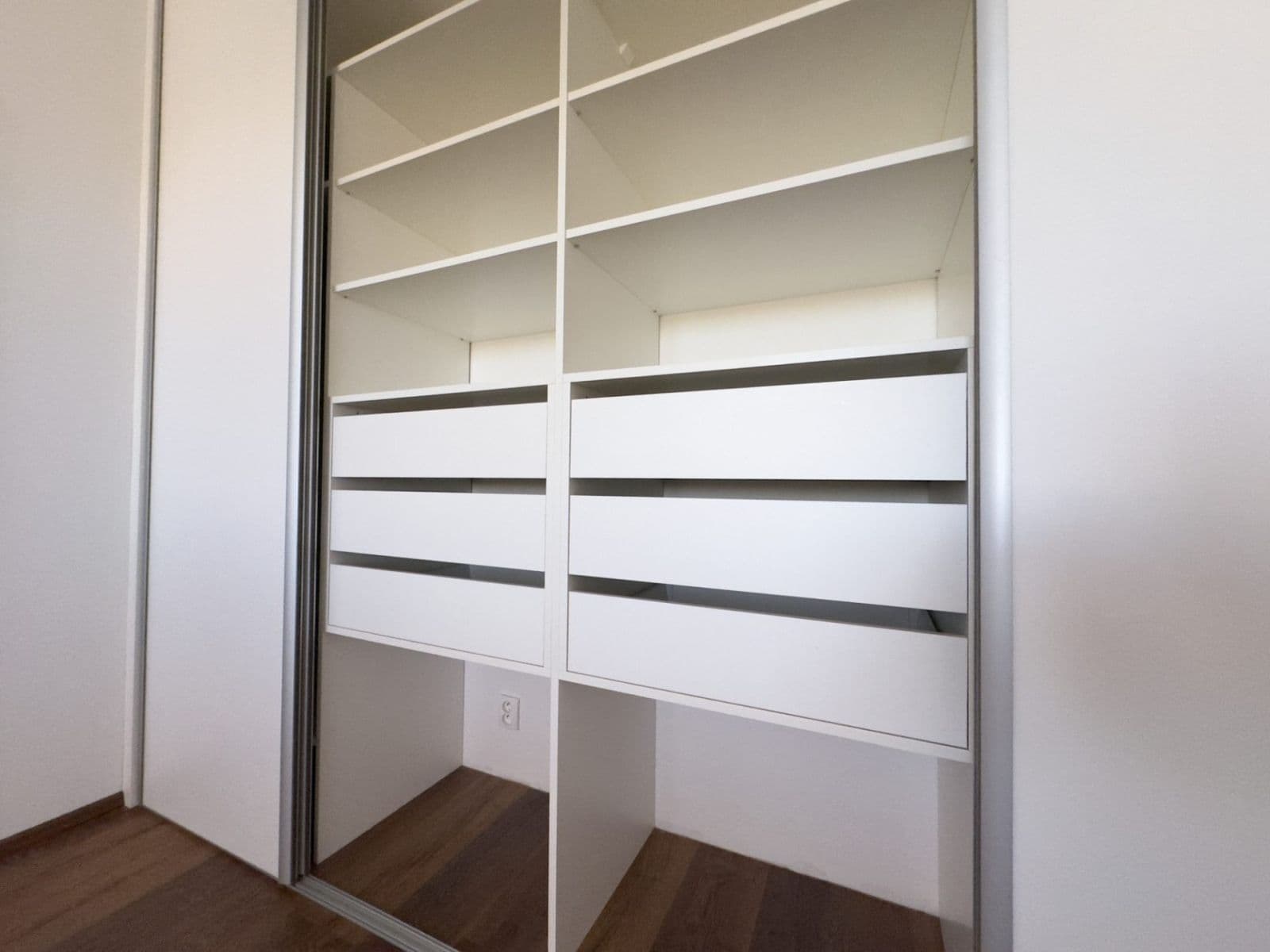 Prodej bytu 2+kk 65 m², Rudolfa Holeky, Praha, Praha Prodej bytu 2+kk 65 m², Rudolfa Holeky, Praha, Praha