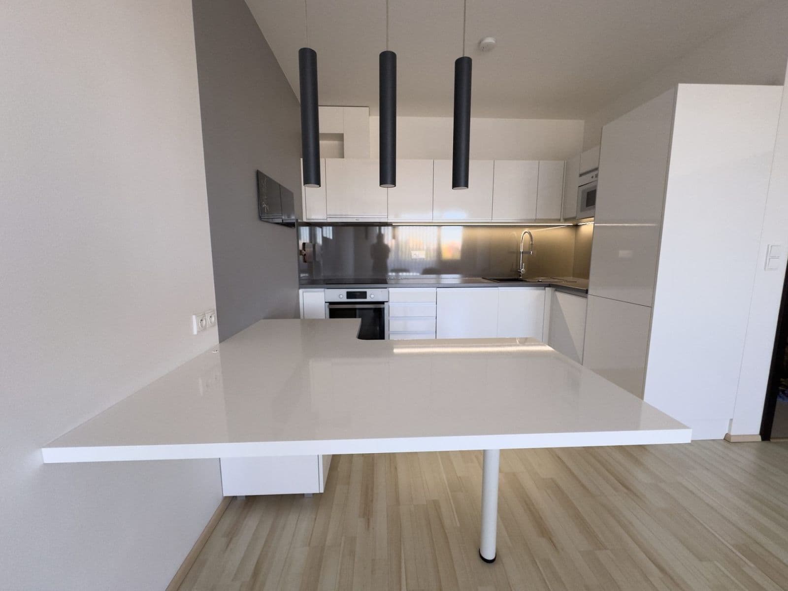 Prodej bytu 2+kk 65 m², Rudolfa Holeky, Praha, Praha Prodej bytu 2+kk 65 m², Rudolfa Holeky, Praha, Praha