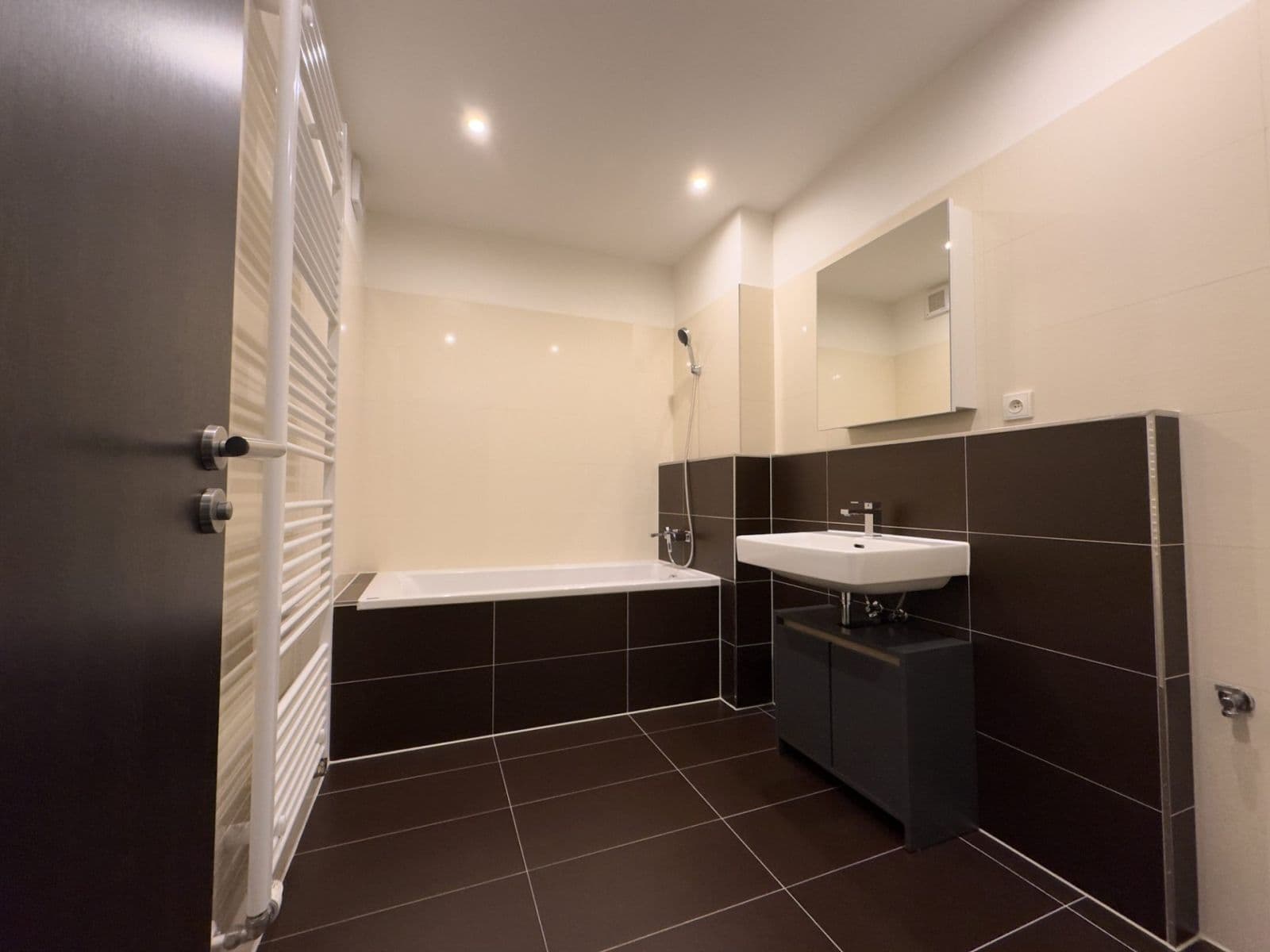 Prodej bytu 2+kk 65 m², Rudolfa Holeky, Praha, Praha Prodej bytu 2+kk 65 m², Rudolfa Holeky, Praha, Praha