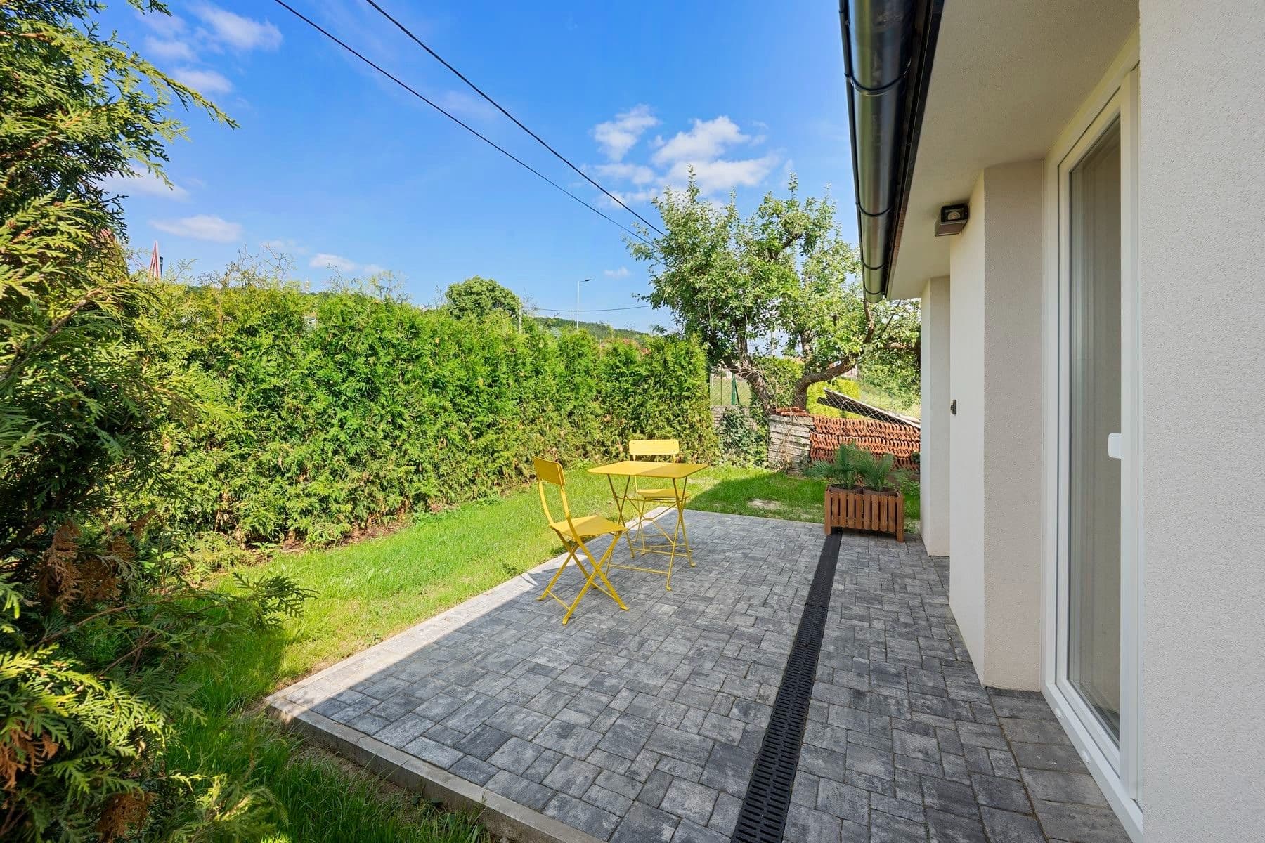 Prodej bytu 1+1 95 m², Čebín, Jihomoravský kraj Prodej bytu 1+1 95 m², Čebín, Jihomoravský kraj