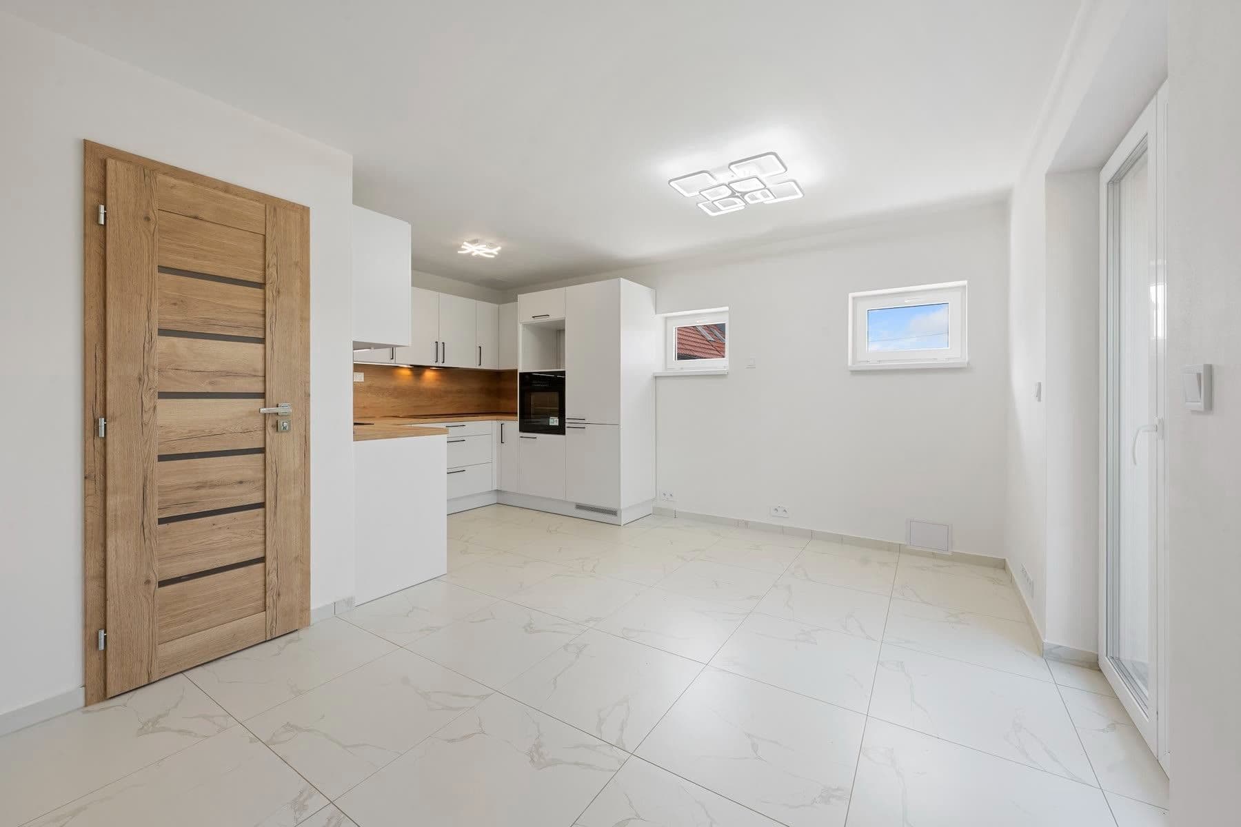 Prodej bytu 1+1 95 m², Čebín, Jihomoravský kraj Prodej bytu 1+1 95 m², Čebín, Jihomoravský kraj