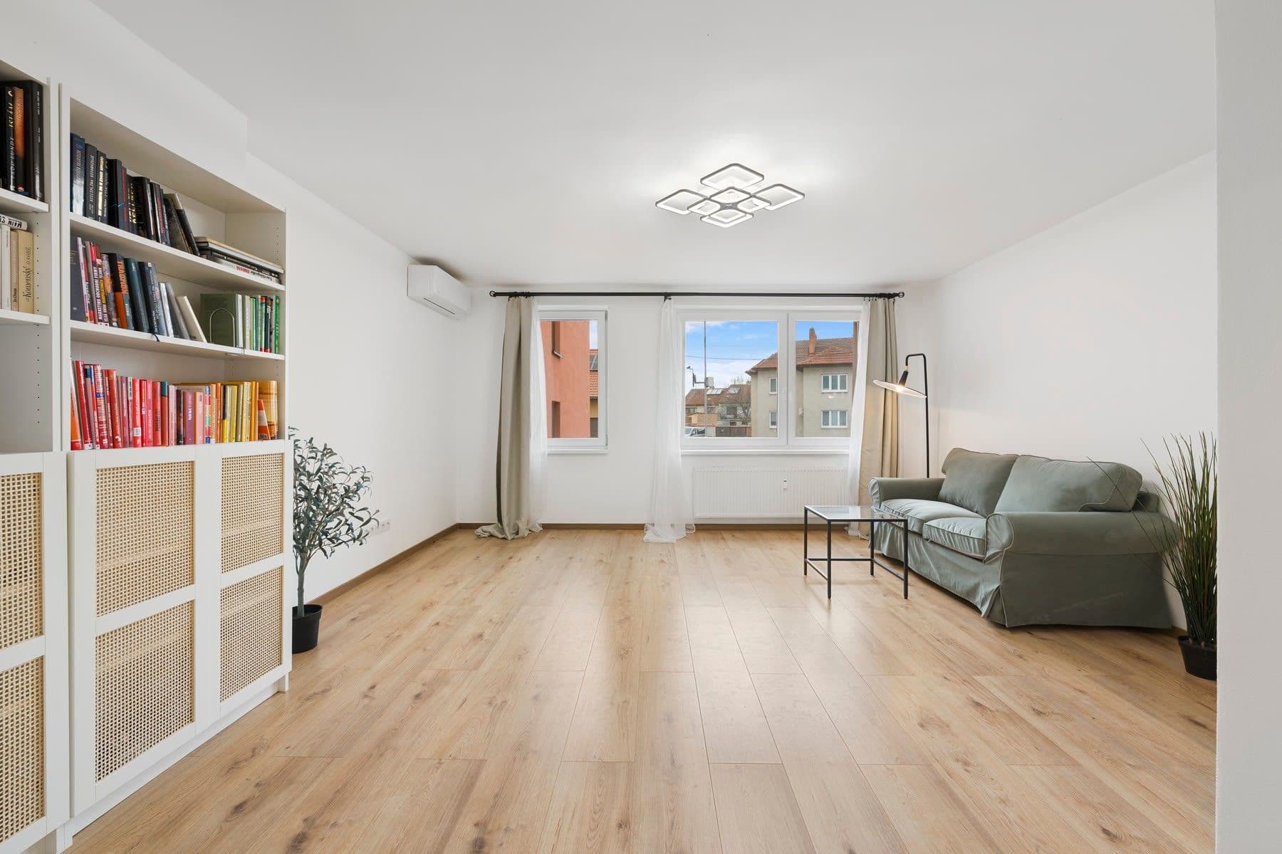 Prodej bytu 3+1 142 m², Draha, Telnice, Jihomoravský kraj Prodej bytu 3+1 142 m², Draha, Telnice, Jihomoravský kraj
