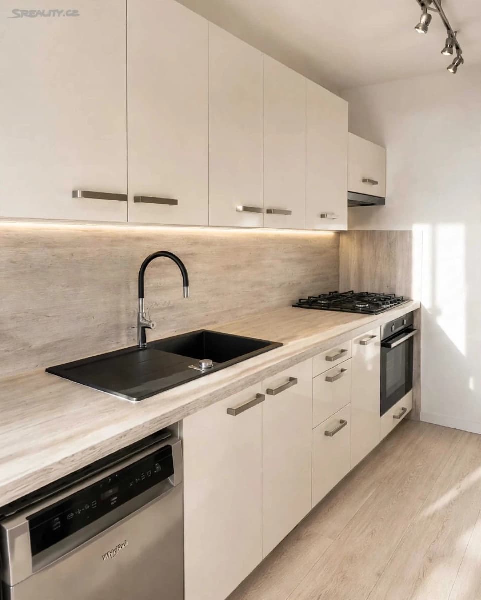 Prodej bytu 3+kk 63 m², Anny Drabíkové, Praha, Praha Prodej bytu 3+kk 63 m², Anny Drabíkové, Praha, Praha