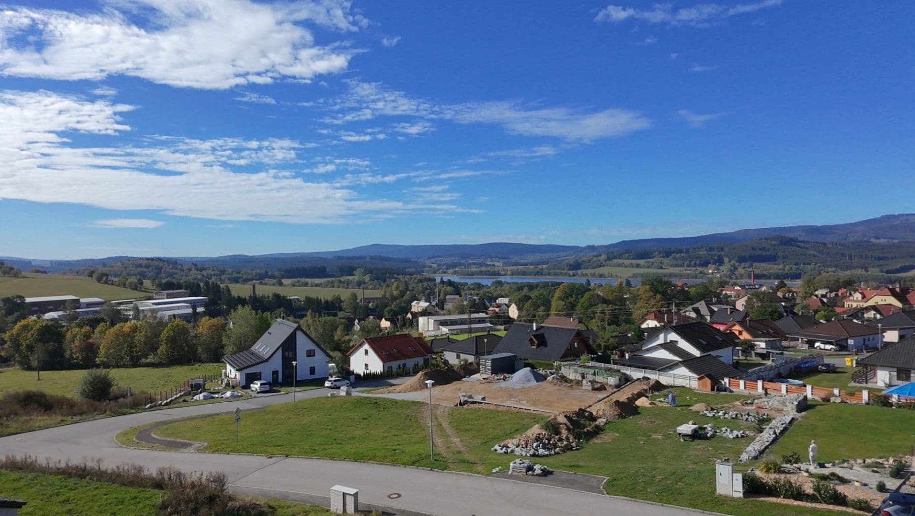 Prodej pozemku 723 m², Horní Planá, Jihočeský kraj Prodej pozemku 723 m², Horní Planá, Jihočeský kraj