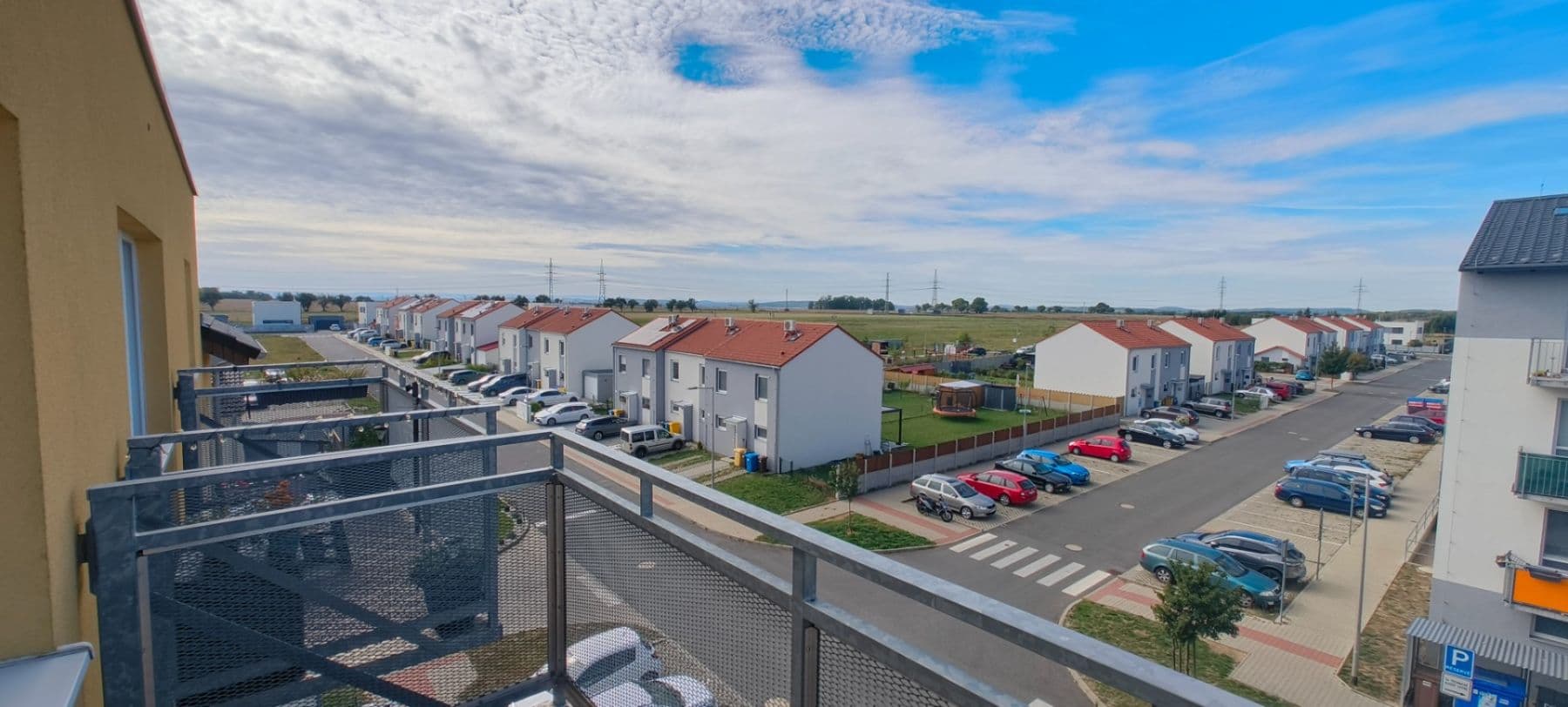 Pronájem bytu 1+kk 34 m², Uherova, Chýně, Středočeský kraj Pronájem bytu 1+kk 34 m², Uherova, Chýně, Středočeský kraj
