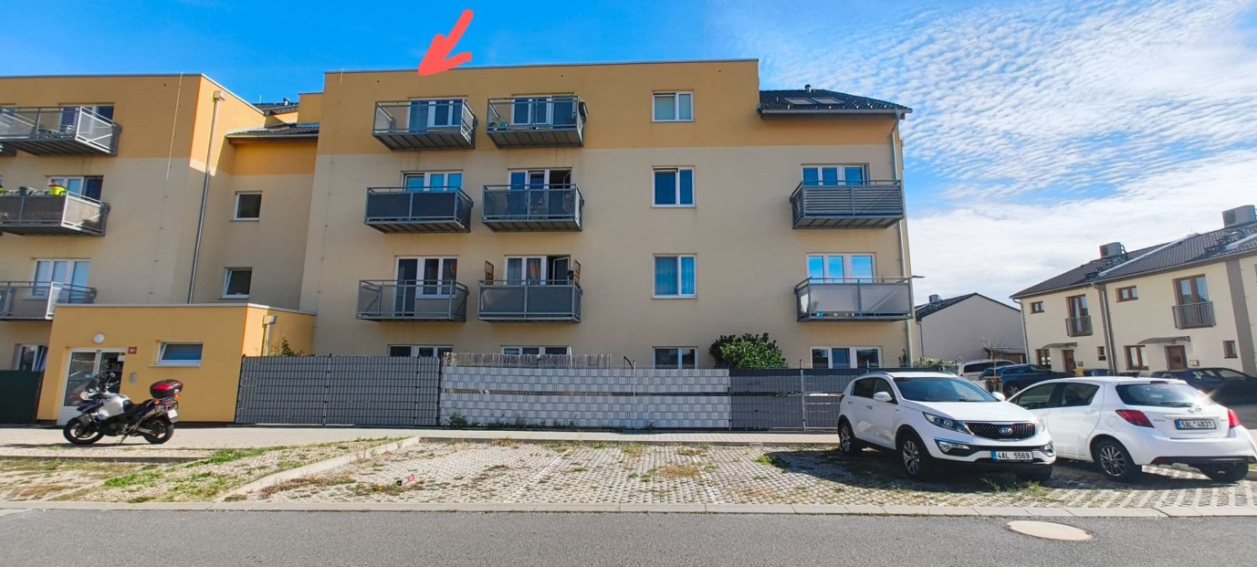 Pronájem bytu 1+kk 34 m², Uherova, Chýně, Středočeský kraj Pronájem bytu 1+kk 34 m², Uherova, Chýně, Středočeský kraj